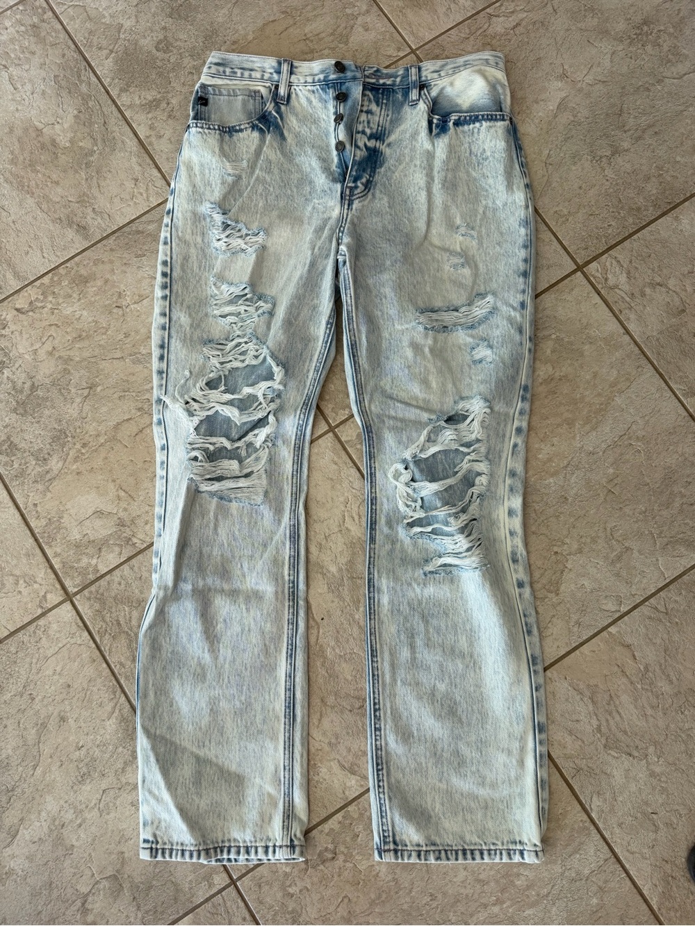 Kancan Light Wash Distressed Denim Estelo Size 11/29